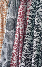 Cortina tropical larga estampada